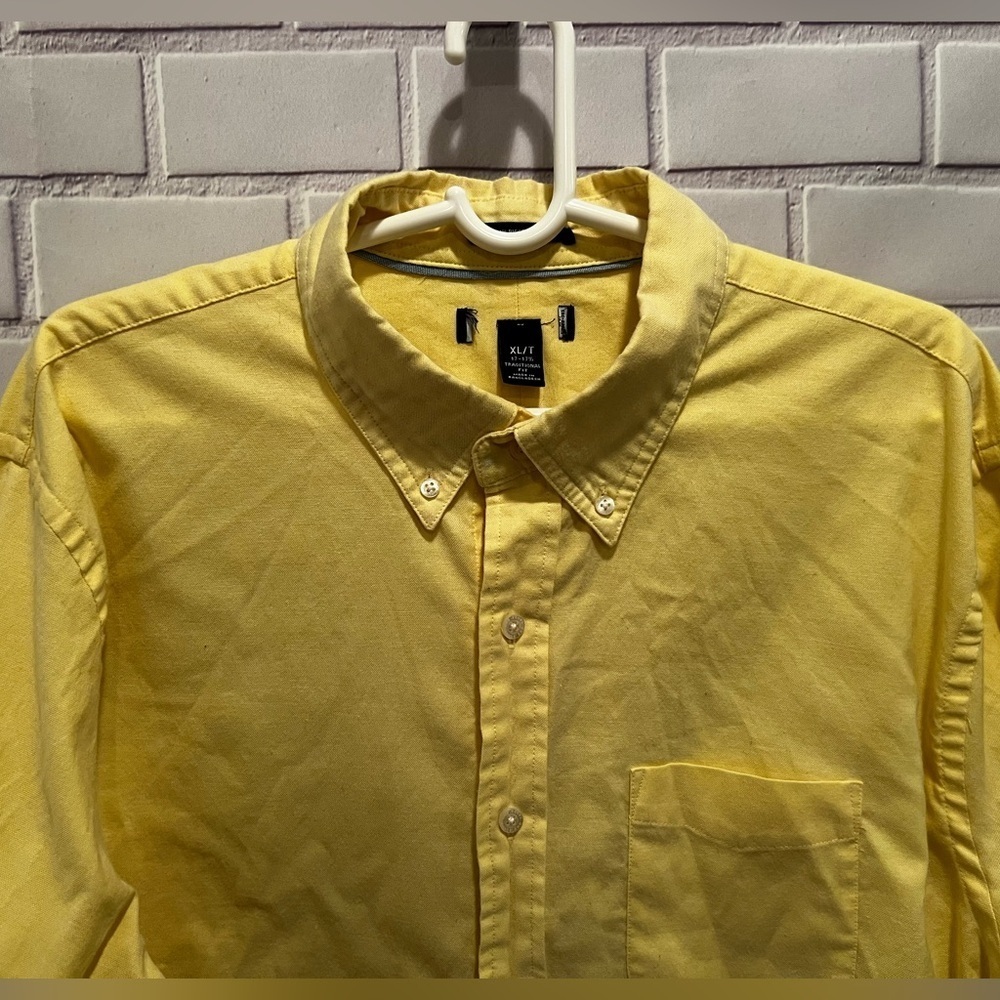 LANDS END Classic style men long sleeve yellow shirt/size XL - Picture 4 of 9
